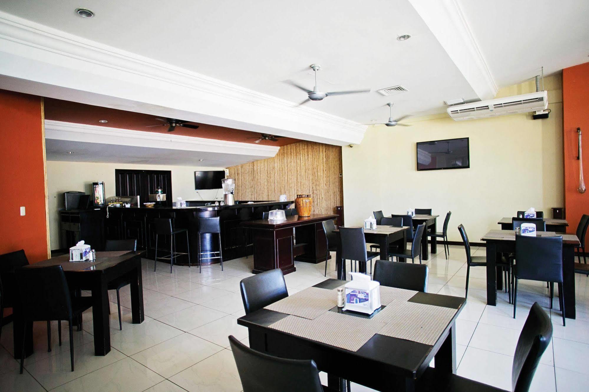 Hotel Cana Brava Inn Cañas 外观 照片