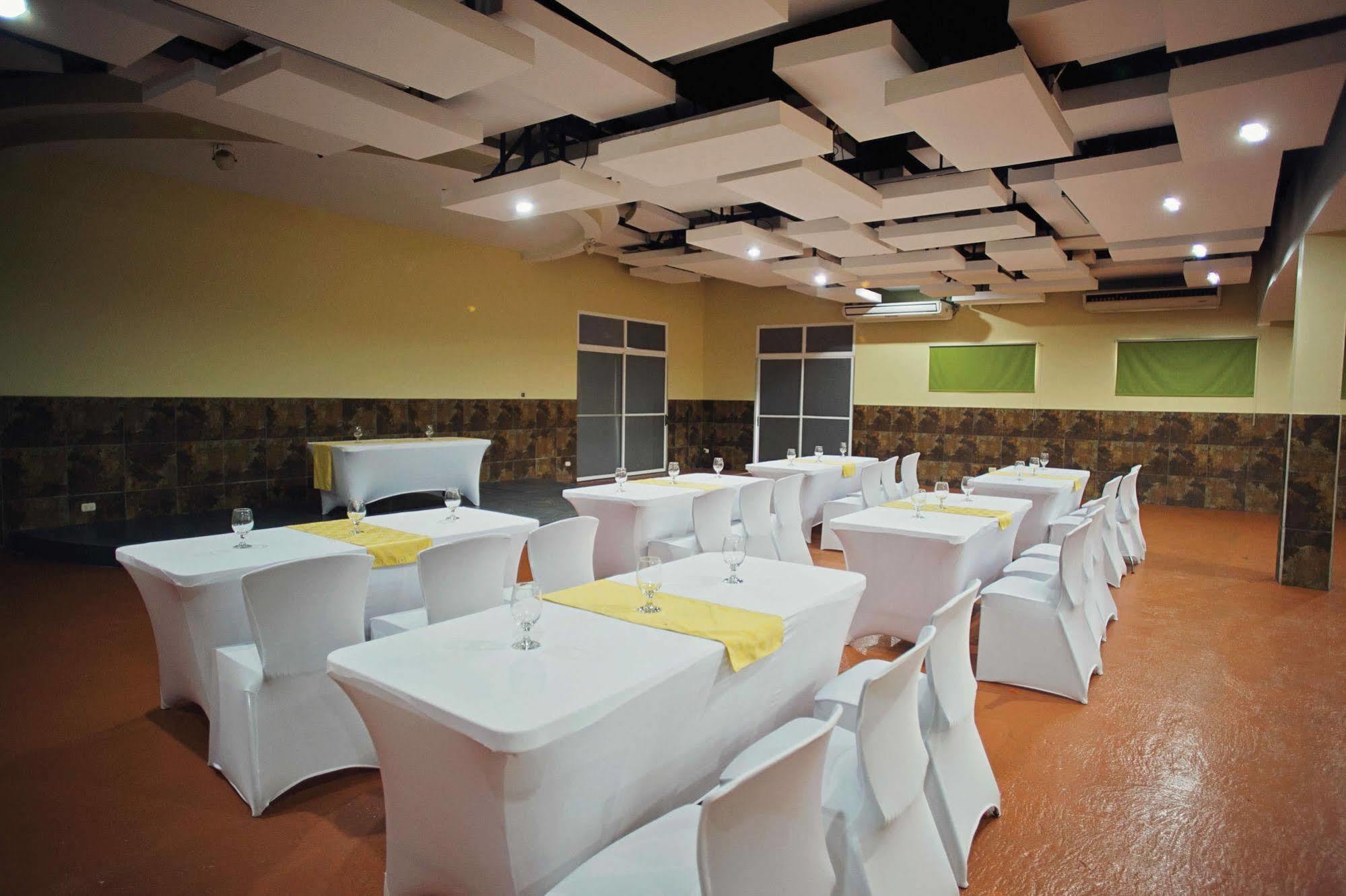 Hotel Cana Brava Inn Cañas 外观 照片