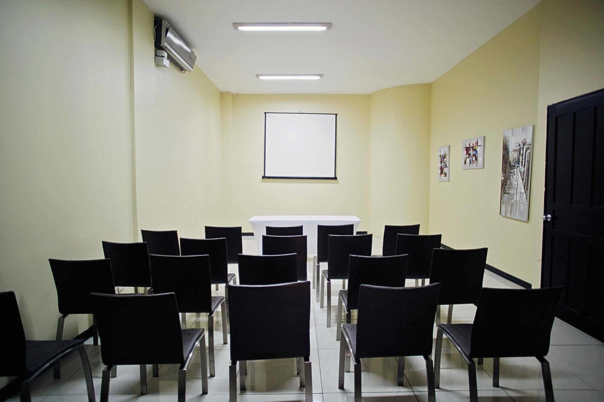 Hotel Cana Brava Inn Cañas 外观 照片