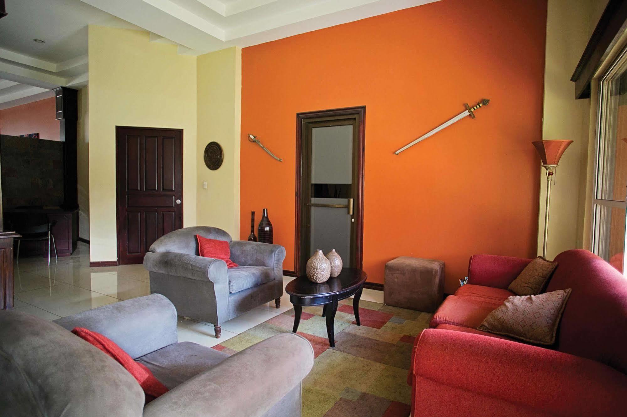 Hotel Cana Brava Inn Cañas 外观 照片